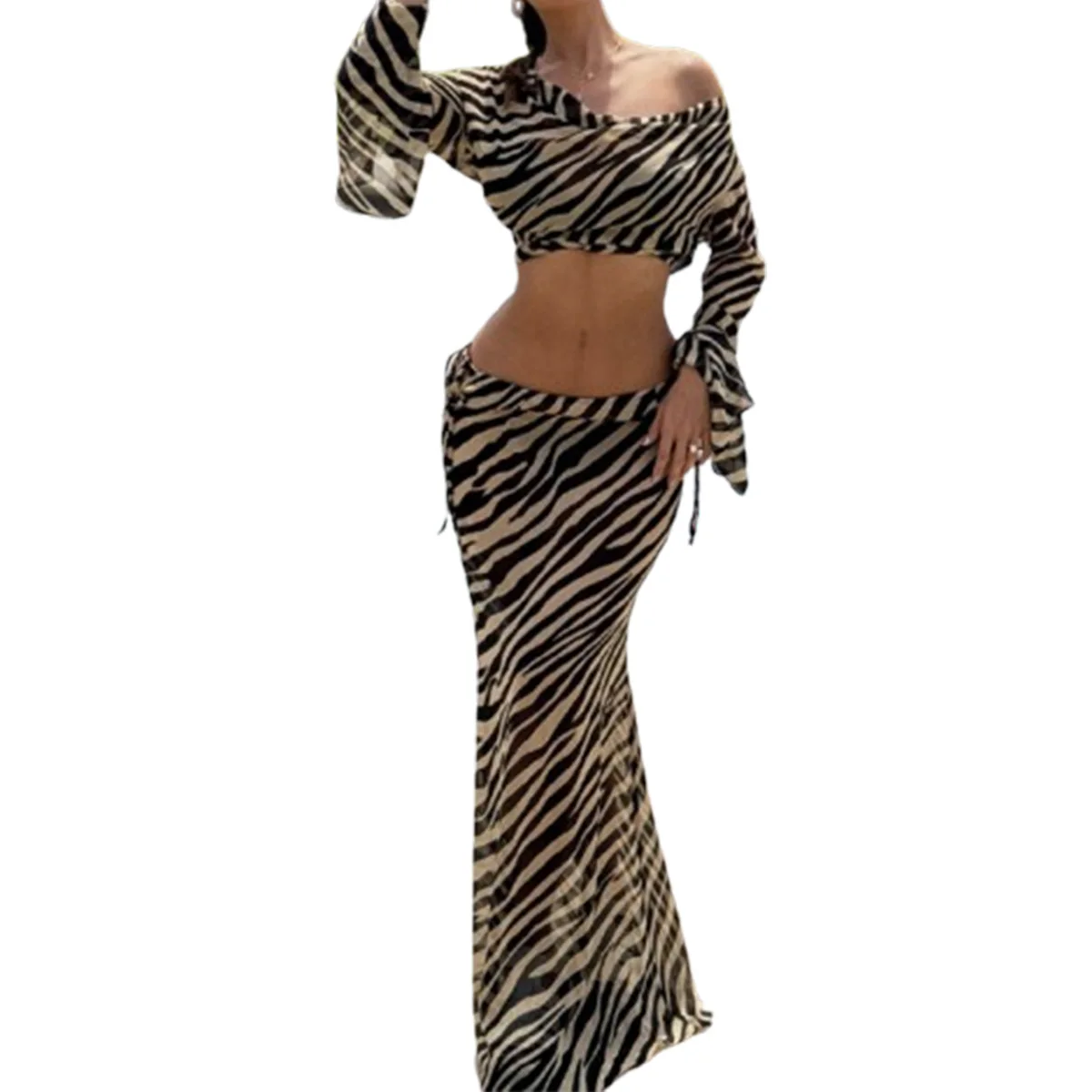 

Популярный новый продукт Amazon's осени 2025, сетчатая пряжа с открытыми пуговицами и наклонными плечами, комплект с роговыми рукавами в европейском стиле Cw99496