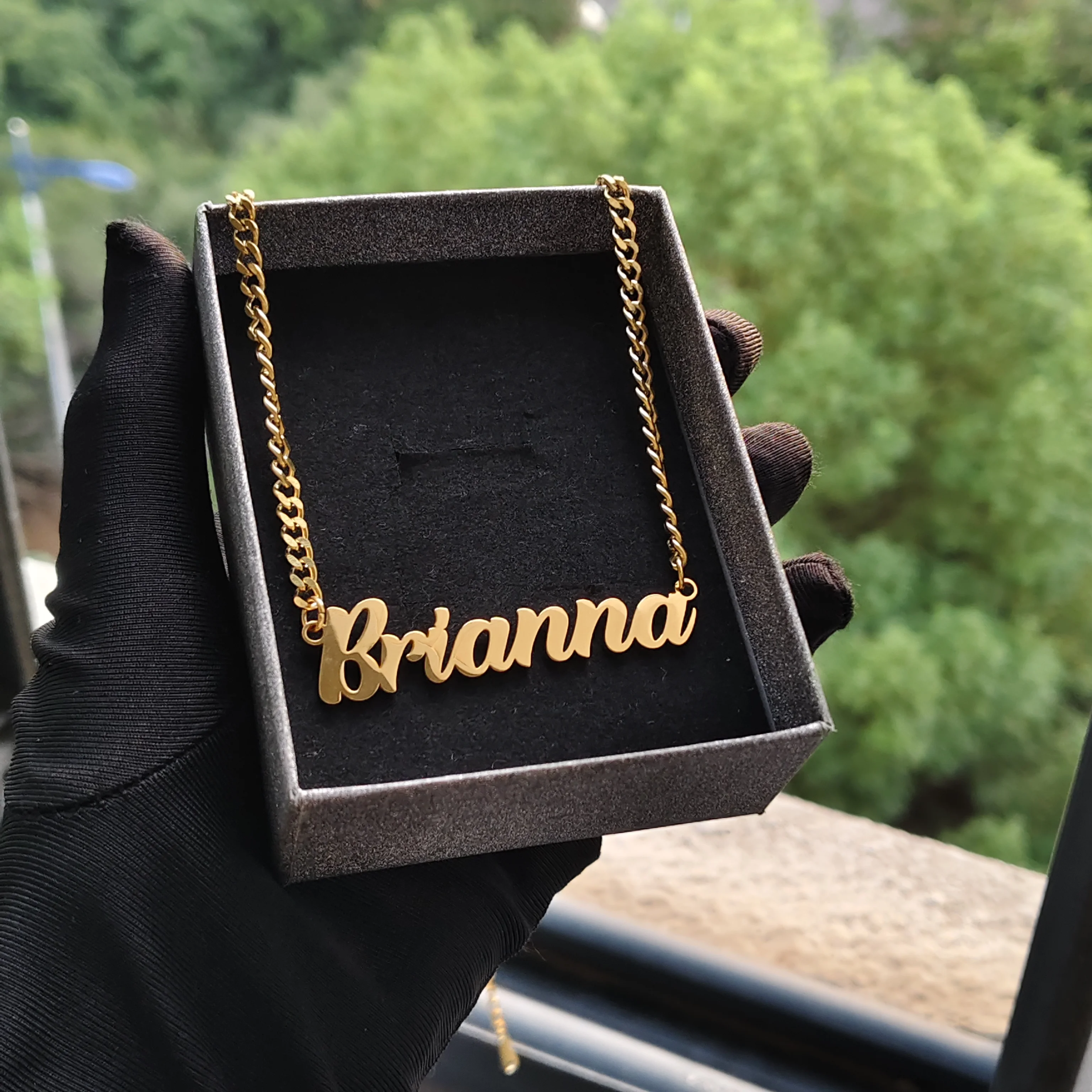 DHQH جديد بالجملة مجموعة رسائل شخصية اسم مخصص/شعار قلادة سوار مجموعة هدية عيد ميلاد الشركة المصنعة المبيعات المباشرة