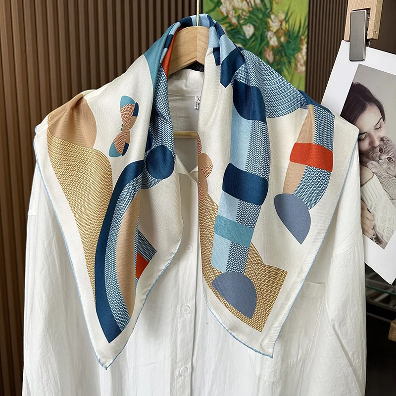 عالية الجودة وشاح 65 سنتيمتر النساء ساحة الحرير عصابات الفاخرة مصمم هيمز توالت حواف شالات رئيس حقيبة اكسسوارات هدية الكريسماس #3