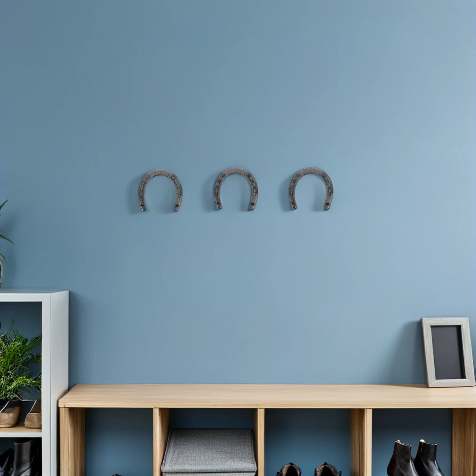 

3Pcs Horseshoe Wall Hanging Decor Unique Quality Material Long-Lasting Wall Ornament for Room Office Photography Prop