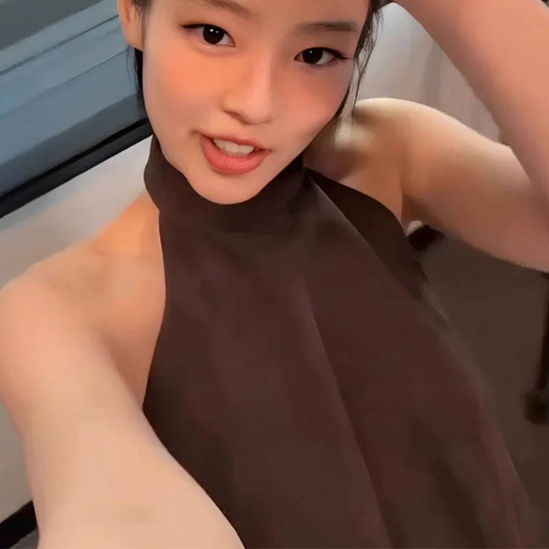 高品質売れ筋卸売2025夏ハンギングネックスリムフィットノースリーブトップブラウンベルトパンプキンパンツショーツセット原宿