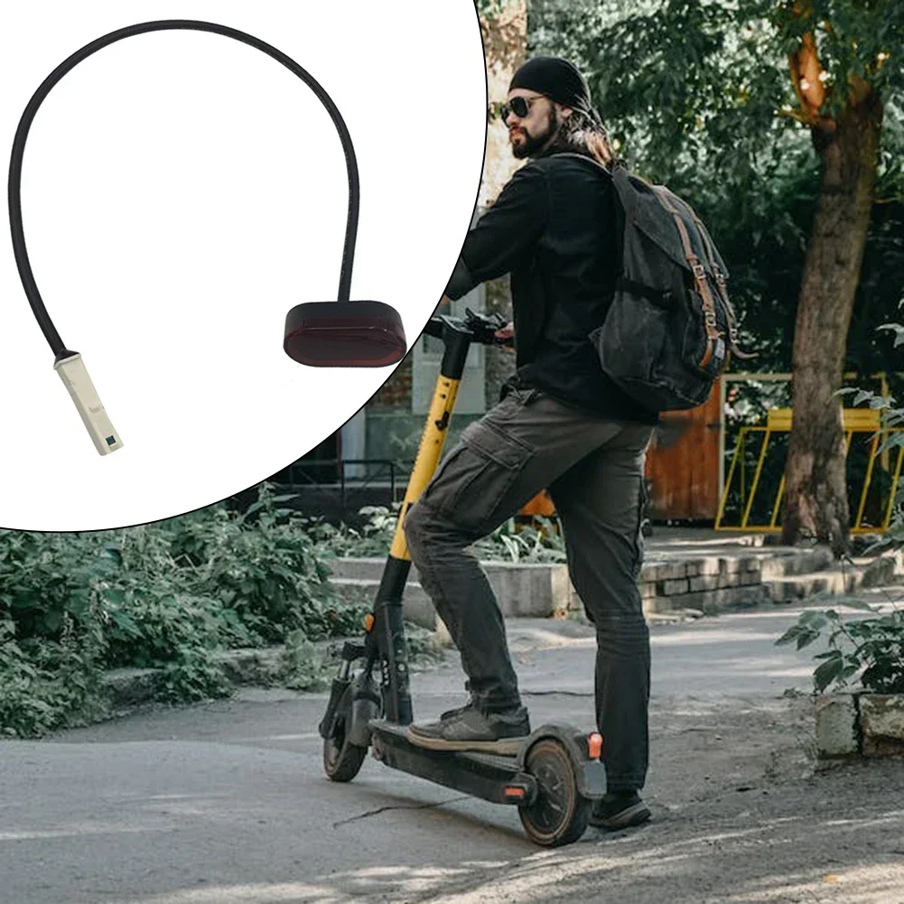 Luce posteriore per scooter elettrico per M365 Pro Luce freno Skateboard Faro di sicurezza Fanale posteriore Accessori per scooter