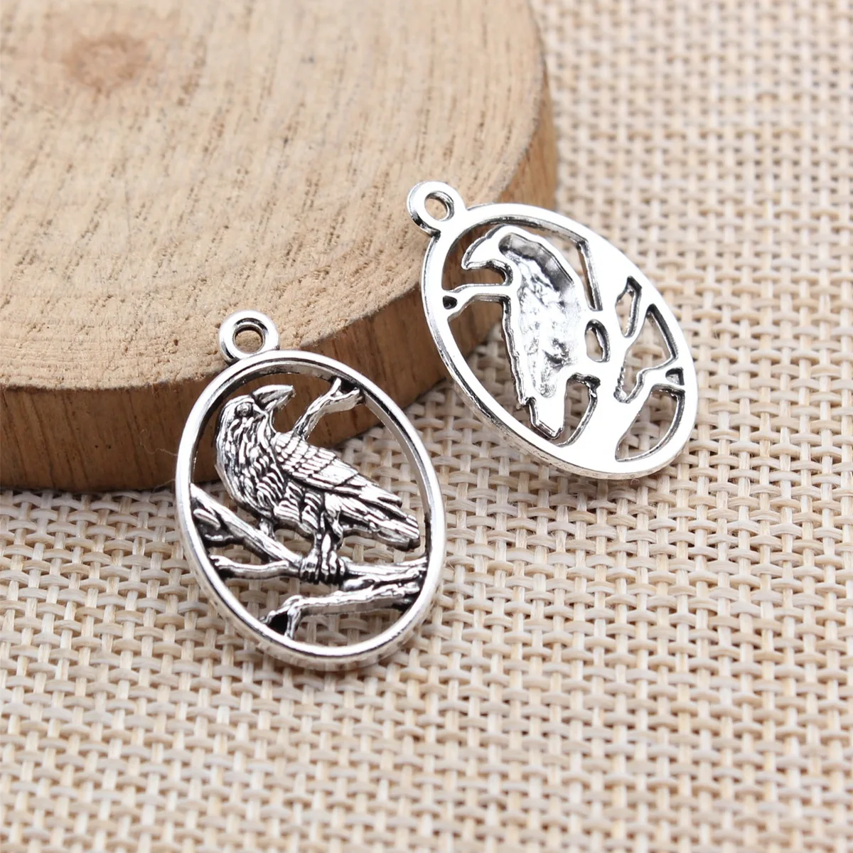 

20pcs 25x17mm(0.98x0.67inch) Antique Silver Color Crow Charms Pendants DIY Jewelry Making Accessories