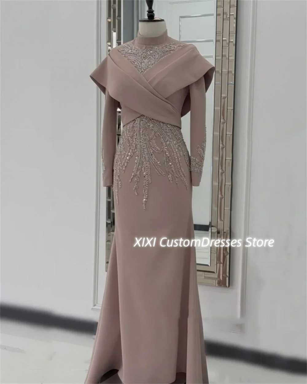 Abiti da cocktail con perline cammello Scollo rotondo Personalizza abiti eleganti per le donne Abiti da ballo con cerniera lunghi fino al pavimento a maniche lunghe