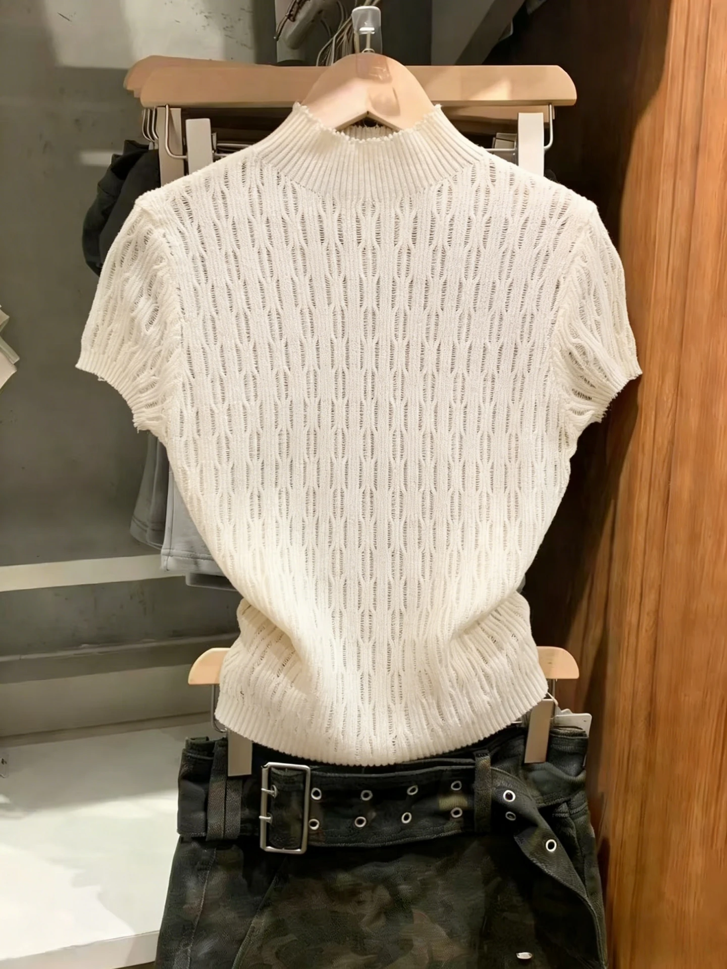 

Korean Style Slim Fit Short Sleeve Knitted Hollow T-Shirt Women's Summer New Fashion Half High Collar Thin Top Breathable Ski...
