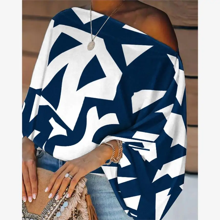 Damska luźna bluzka z nadrukiem, modna, z asymetrycznym dekoltem, kwiatowy wzór, oversize, letnia, poliester, etniczny styl.