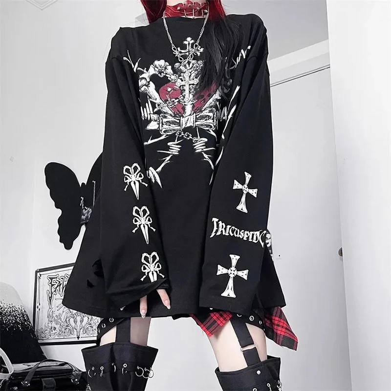 Japan Gothic Dark Skull Tee Women Long Sleeve Loose Casual Street Top Subculture Lazy Harajuku Y2K Black Fashion O Neck T Shirt