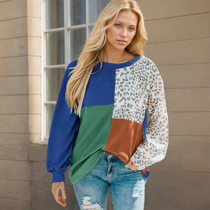 بوهيميا ليوبارد بلوزات مطبوعة الأوروبية والأمريكية التباين اللون المرقعة ليوبارد طباعة طويلة الأكمام تي شيرت للنساء