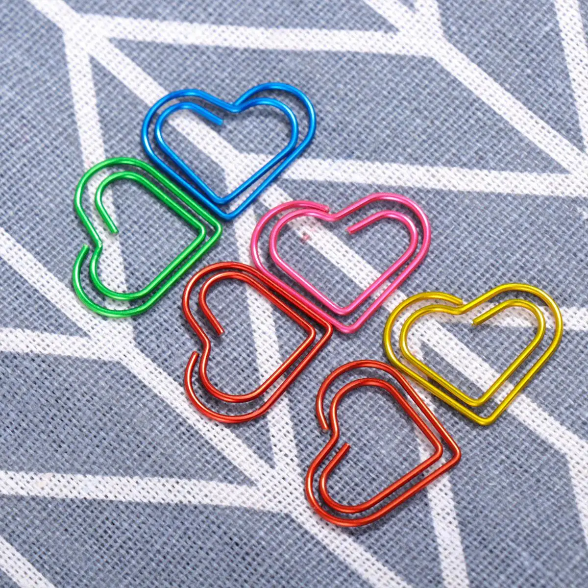 12 Pcs Heart Shaped Metal Paper Clips Cute Creative Bookmark Office School Supplies Gift Students Children