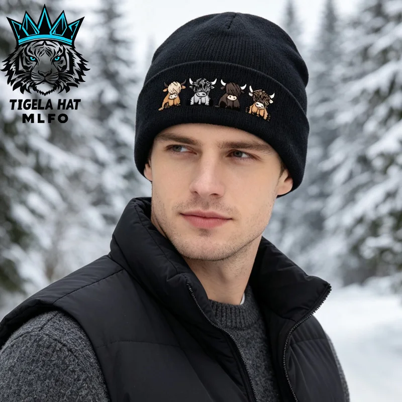 Trendy Chic Knit Beanie, Lovely Highland Cows Graphic Print, Perfect for Weekend Trip & Friend Meet‑up