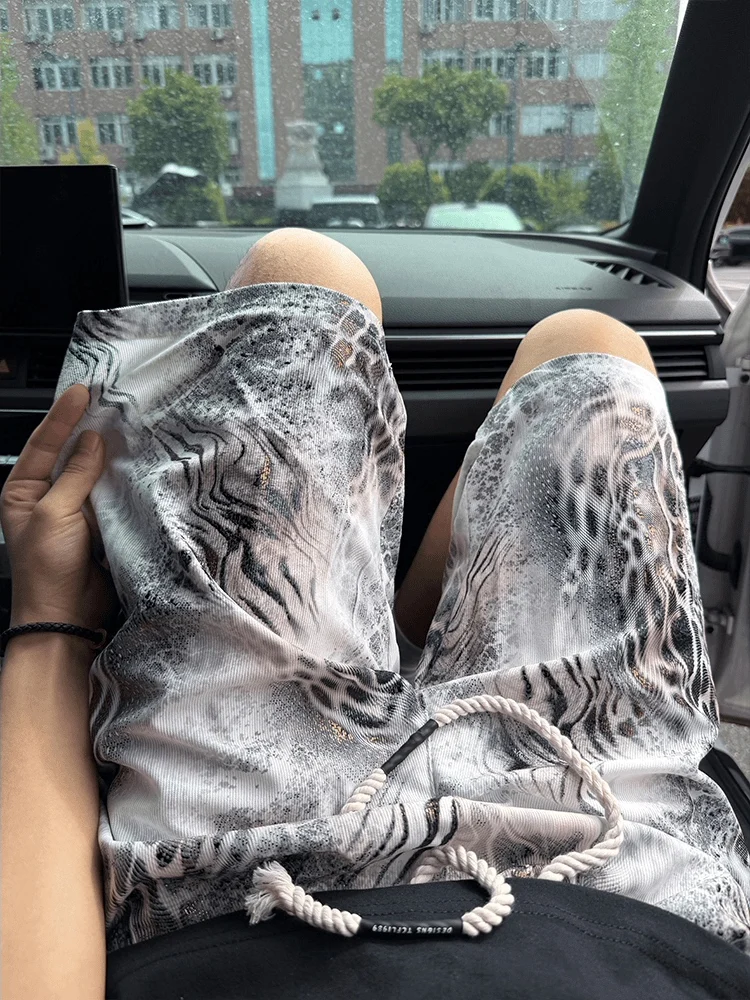 Retro American Tiger Pattern Embroidery Shorts Men's Summer Unique Design Beach Ice Silk Quick Dry Five-Quarter Pants