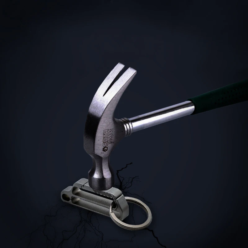 High Quality Titanium Alloy Men Waist Hanging CAR Keychain Key Ring Creative Car Shape Key Chain Belt Buckle Best Gift For Men