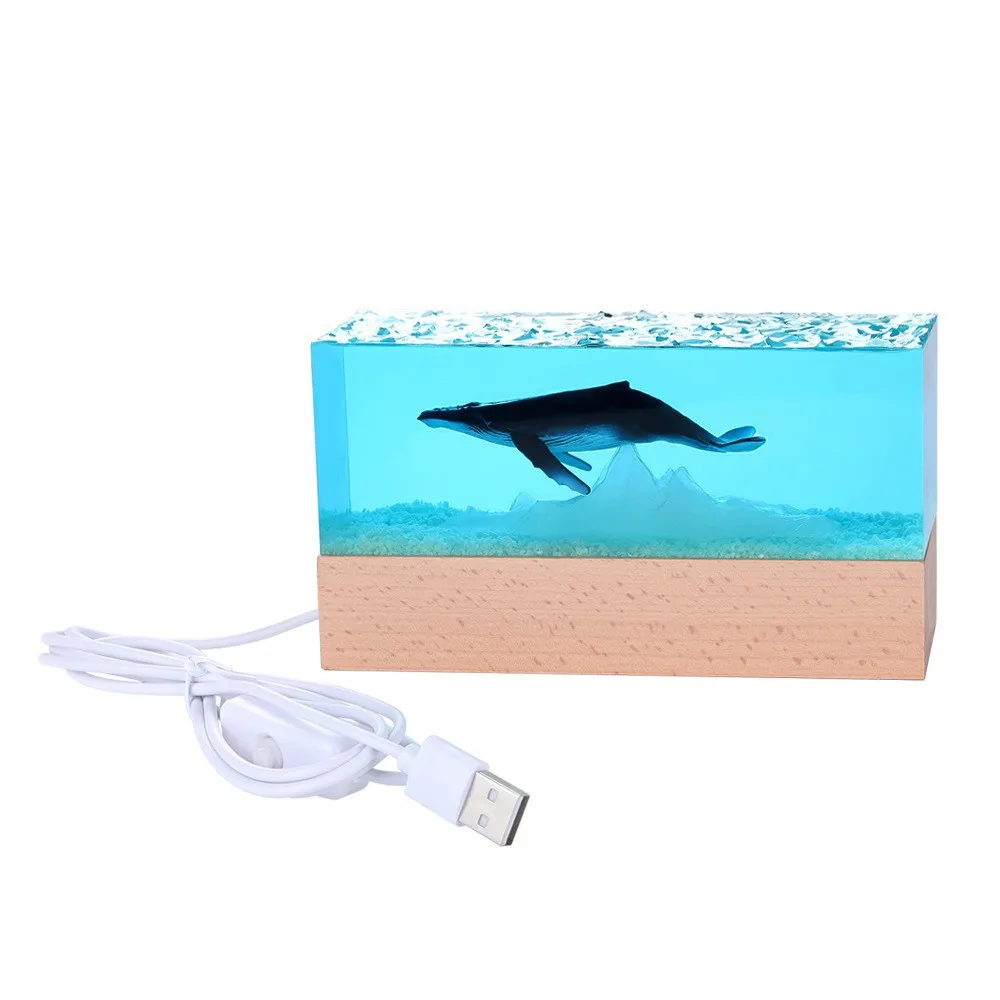 New Resin Cube-shaped Whale Figurine for Home Tabletop Luxurious Decoration Item High-end Gift for Special Occasions