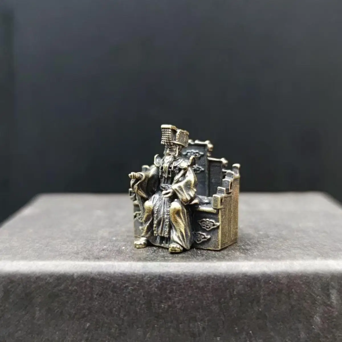Brass Journey to the West Jade Emperor Model Action Figure Car Ornament Display Piece Scene Land and Water Aquarium Decorative