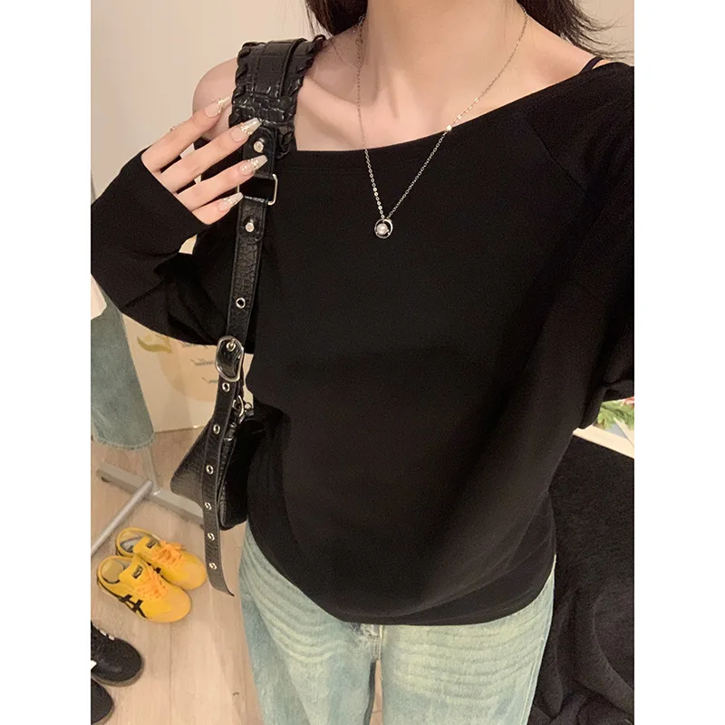 Autumn Women's One-shoulder Long-sleeved T-shirt Show collarbone Sexy Slant Shoulder Tops Loose Sleek Long Sleeves Bottoming