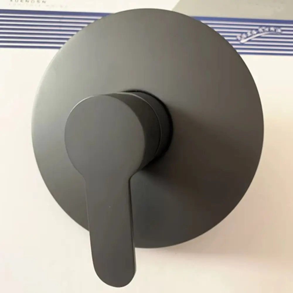 Brass Construction Wall Mount Shower Faucet Matte Black Circular Design Bath Mixer Single Function Internal Thread Control Valve
