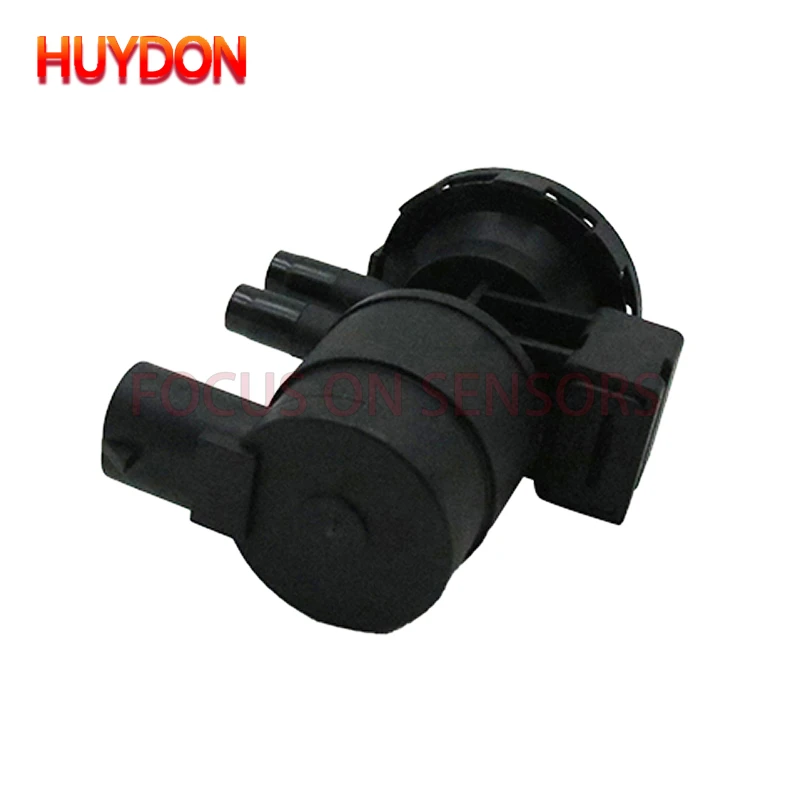 

911-215 Vapor Canister Purge Valve For Jeep Grand Cheroke 4.7L Liberty 2.4L 3.7L 911215 52128550AA Car Spare Accessories