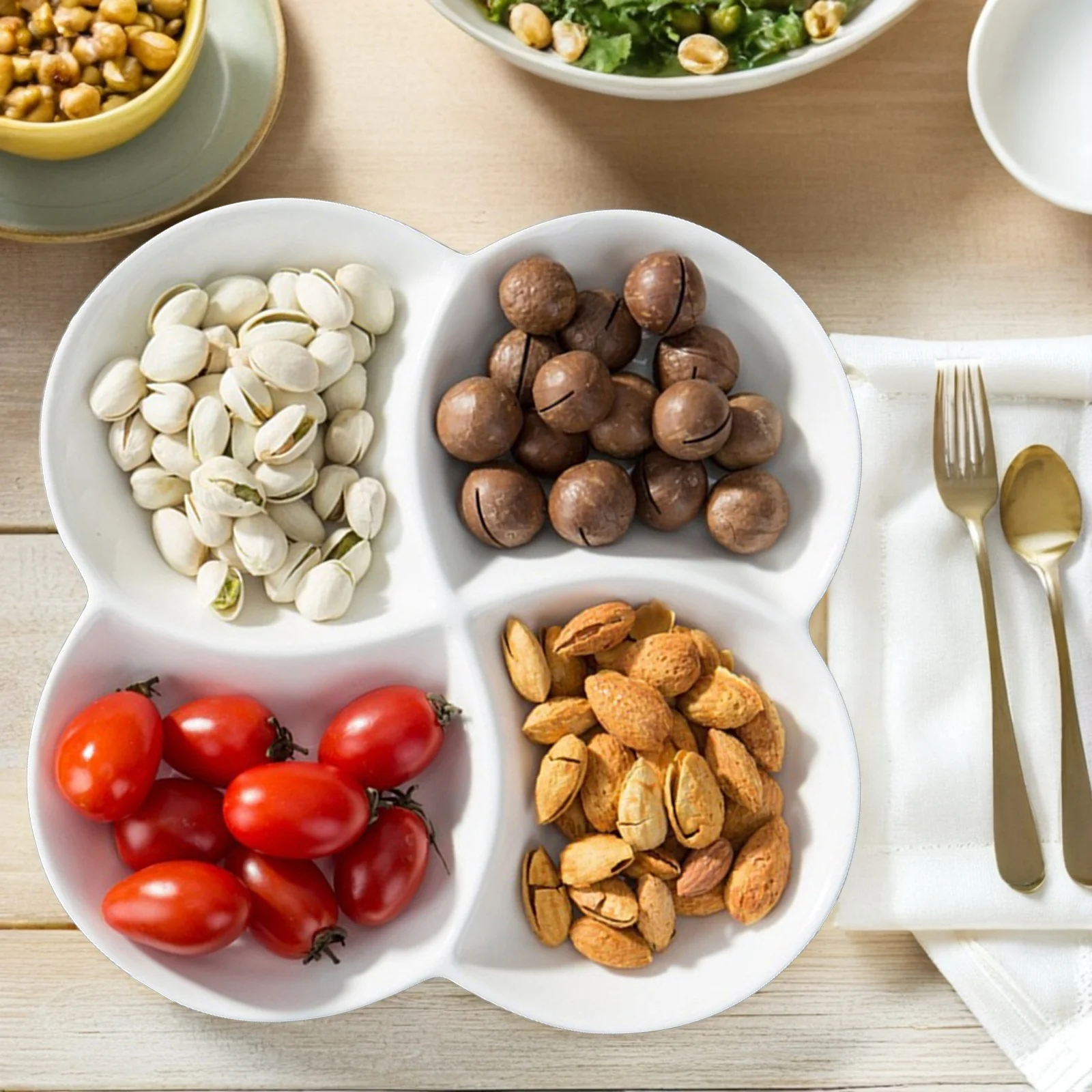 

Multi-Grid Snack Plate White Smooth Surface Snack Holder for Serving Candies Nuts Candies Holder