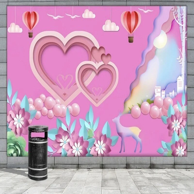 

Роскошная фоновая стена для спальни с уникальным и элегантным розовым романтическим сердцем оленя, популярным телевизором и роскошным домашним декором.