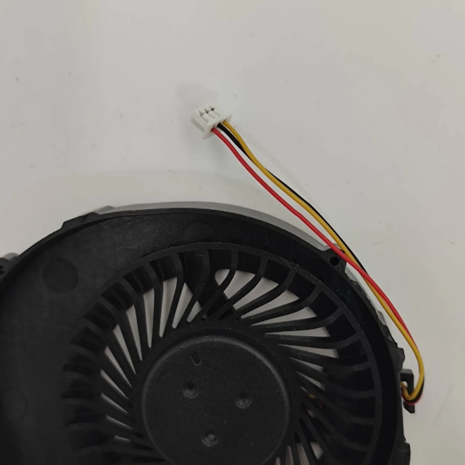 

for ACER Aspire 4741 4741G 4551 4551G D640 MS2306 NV49 Laptop CPU Cooling Fan