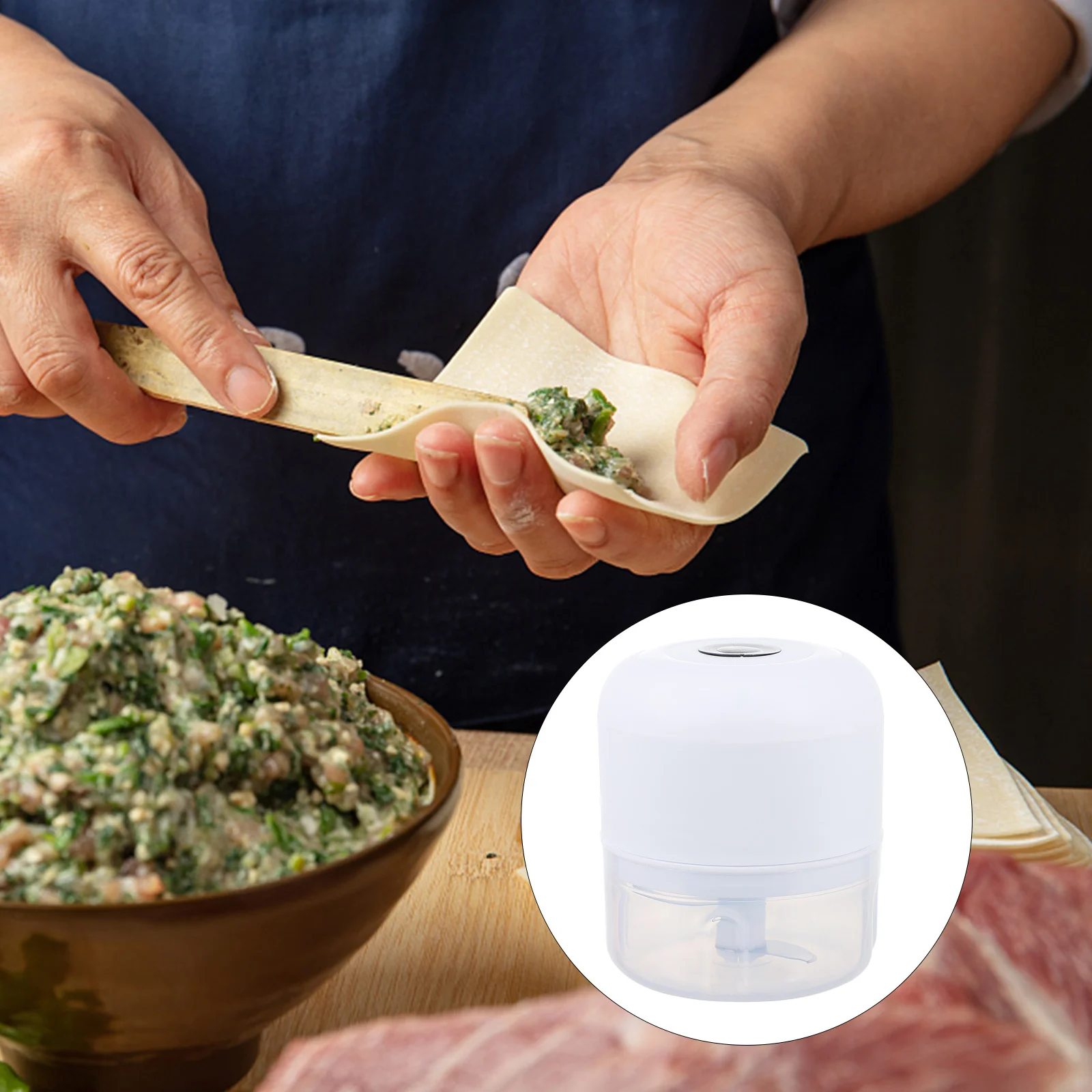 

1 set Electric Garlic Crusher 100Ml Wireless Portable Masher For Garlic Ginger Vegetables Stainless Steel Blade Multi-Functional
