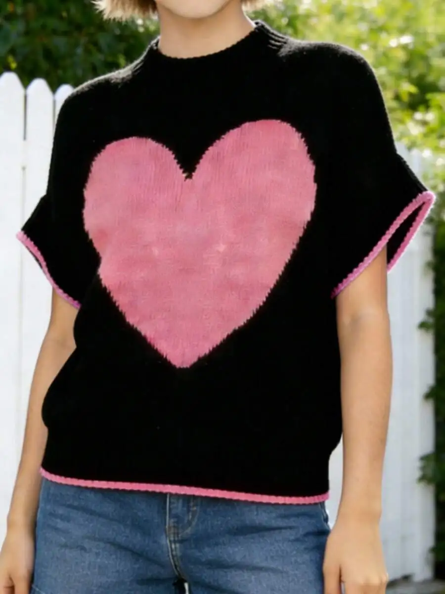 

Women Knit Pullover Top With Pink Heart Pattern Short Sleeve Casual Sweater