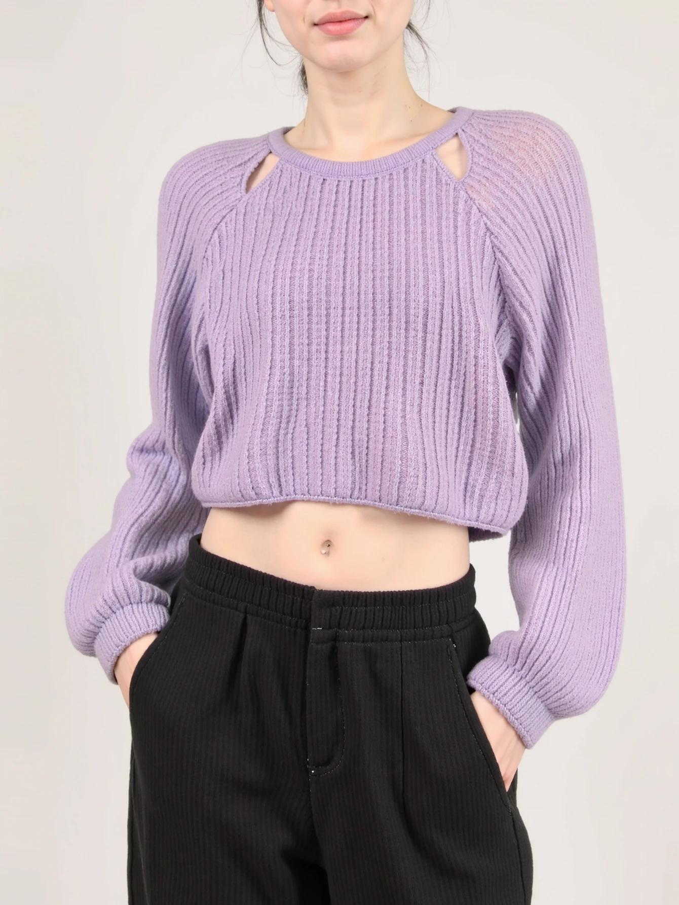 

Новые осенние и зимние свитера, светло-фиолетовый трикотаж, плюшевый материал, который освещает цвет лица, ажурные свитера для женщин, подходят для прогулок и свитеров