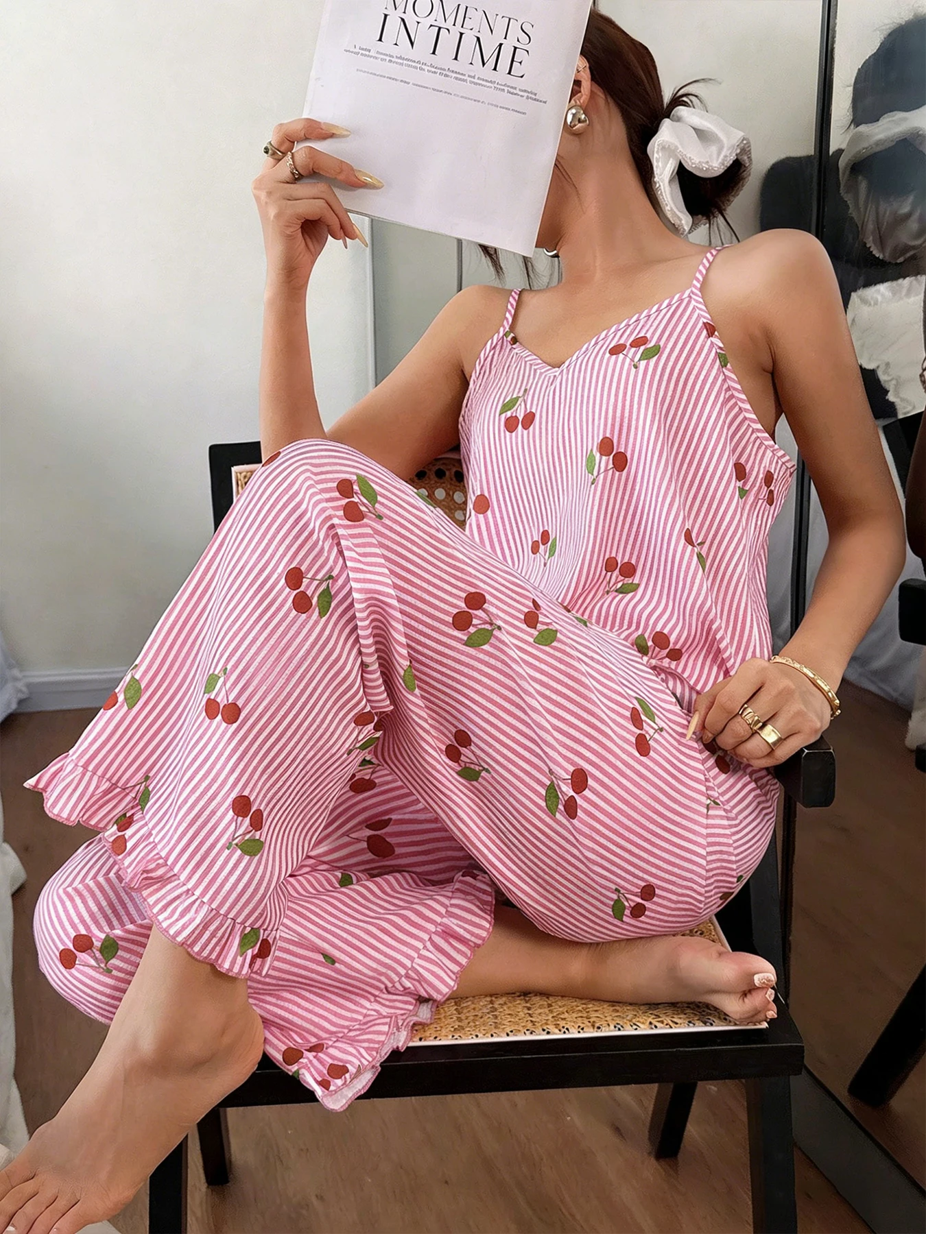 

Women Pajamas Set Cherry and Heart-shaped Print Pajamas Set Striped Bubble Camisole & Pants Pajamas for Women Pyjamas Loungewear