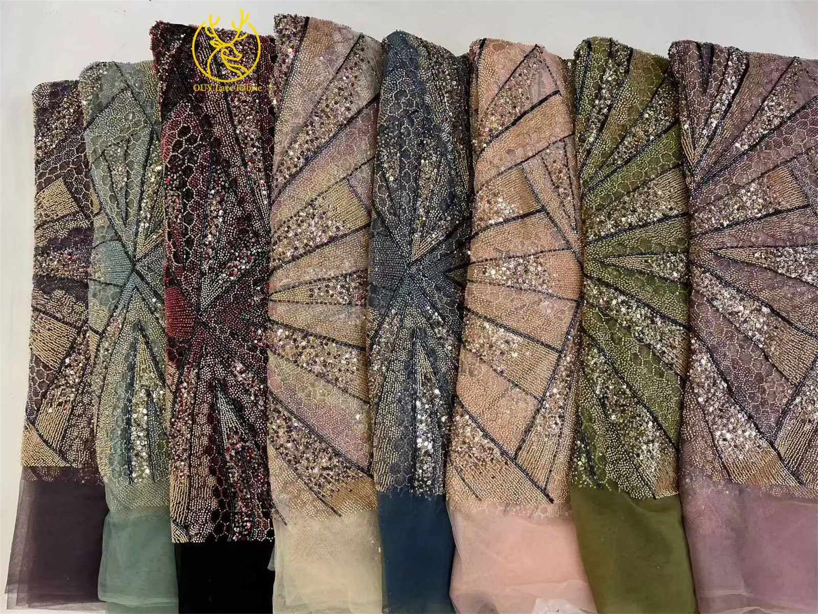 فاخر النيجيري الأفريقي مطرز العريس أقمشة الدانتيل 2025 جودة عالية الفرنسية الترتر شبكة نسيج الدانتيل فستان حفلات الزفاف المواد