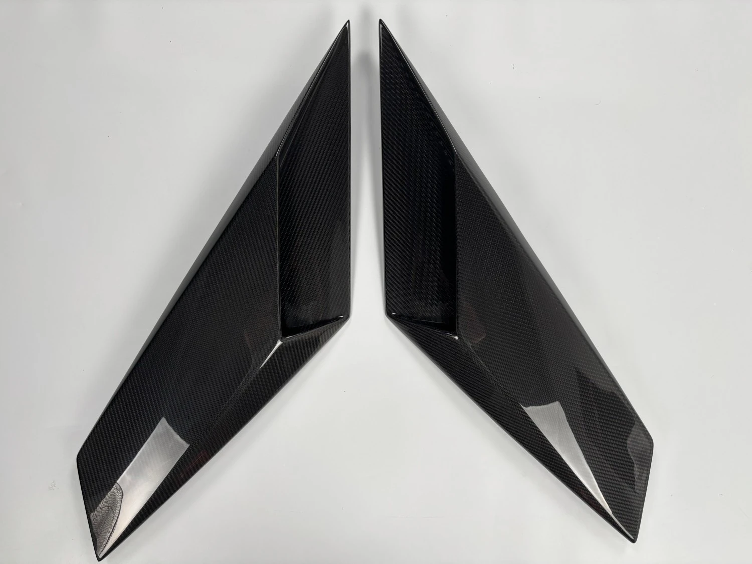 

High Quality Car Rear Vent Suitable for Lamborghini Aventador LP720 LP740S LP750 LP700 Dry Carbon Side Vent