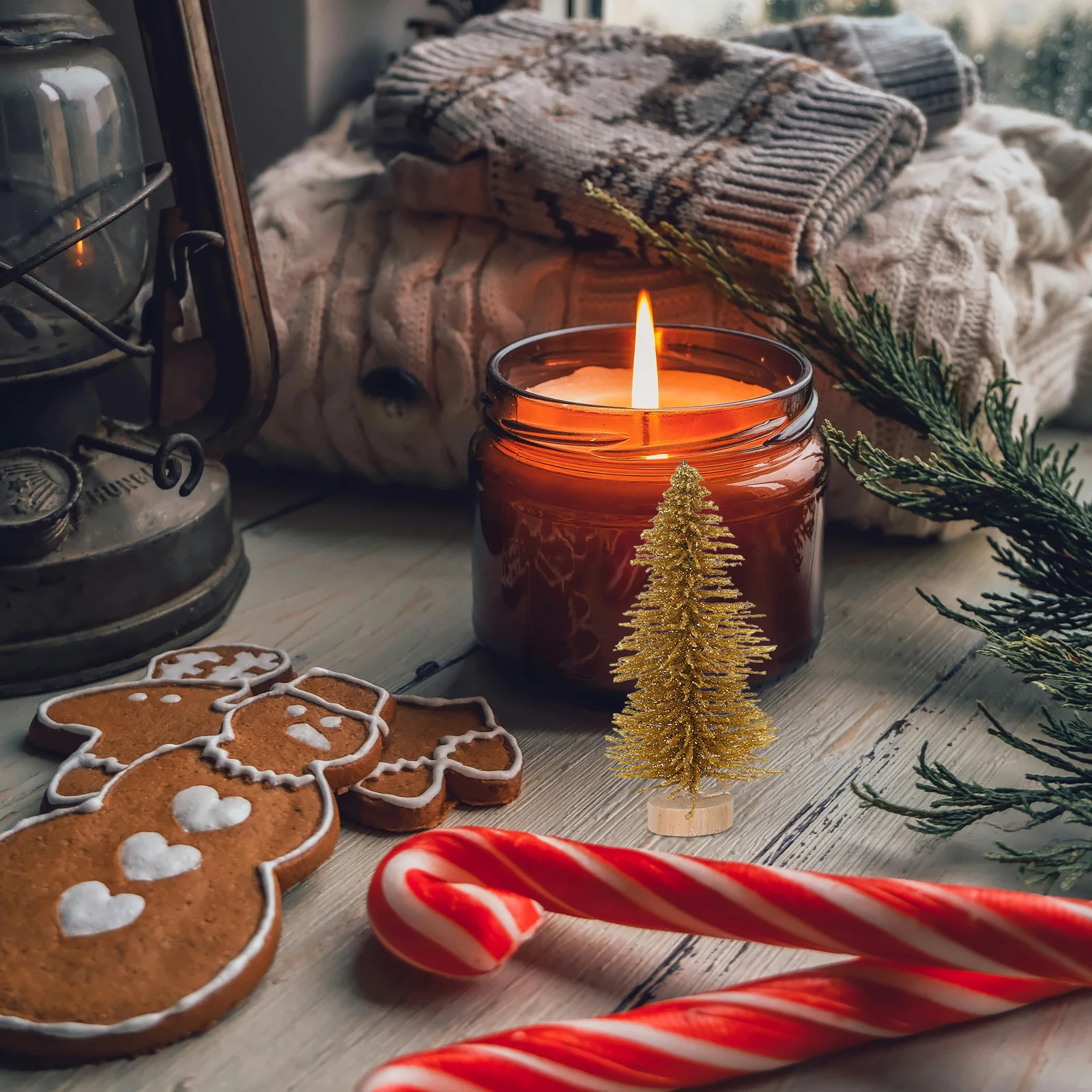 

1Set Tabletop Christmas Tree Set Mini Pine Trees with Wood Base Winter Snow Decor for Home Office DIY Craft Centerpiece