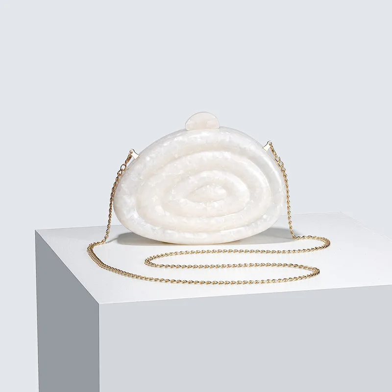 

2025 New Fashion Conch Design Women Acrylic Evening Bag Wedding Clutch Purse Brand Shell Metal Chain Shoulder Bag Trendy Handbag