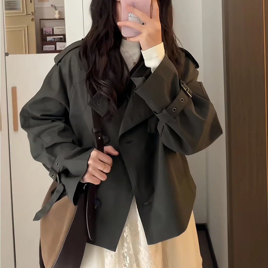 Small, good-looking trench coat for women, popular this year, Korean version, casual, simple and thin