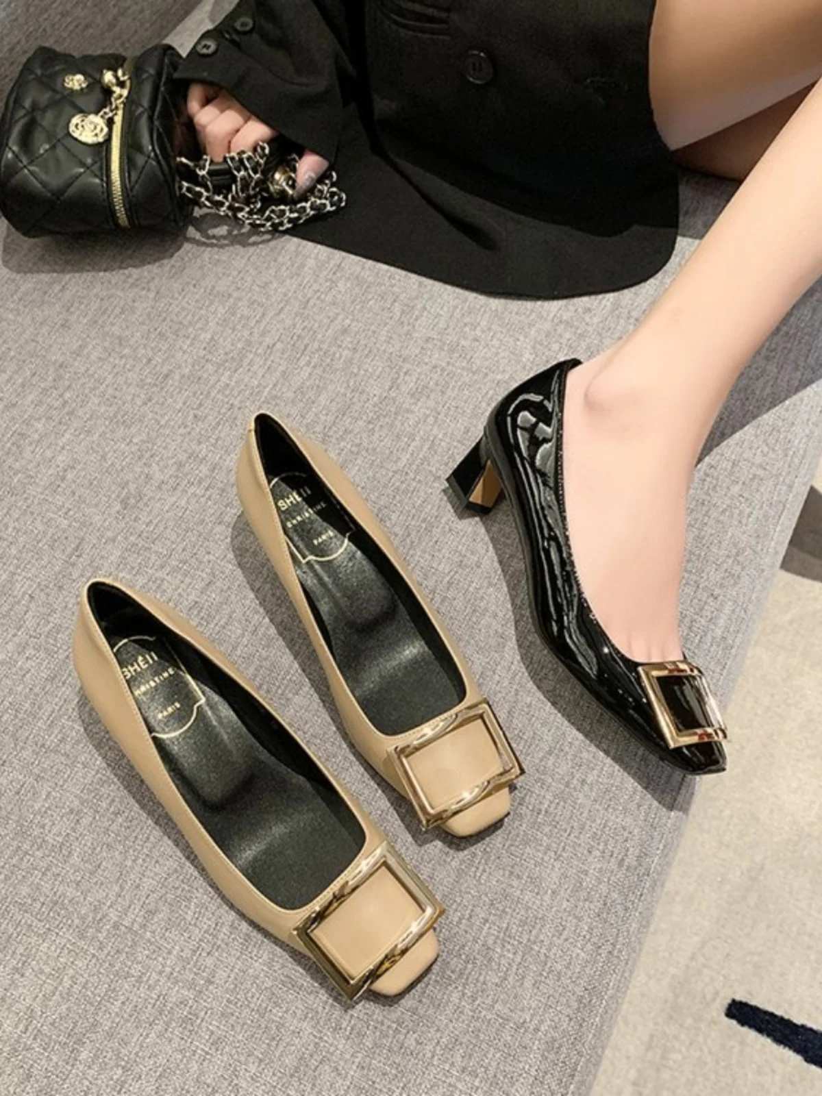 

Модная женская обувь из лакированной кожи с металлическим буле на массивном каблуке, удобная для поездок на работу, модная обувь на плоской подошве без шнуровки с квадратной головкой