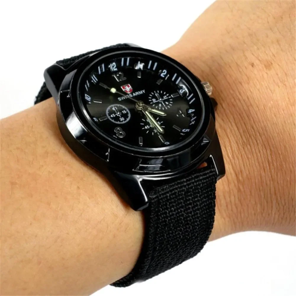 Men\'s Casual Sports Quartz Watch Branded Military Quartz Wristwatch High Quality Nylon Strap Sports Watch Military Clock