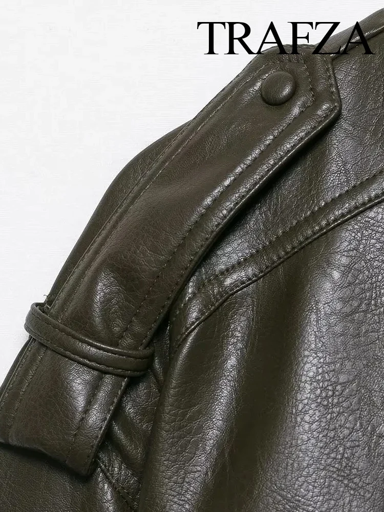 

TRAFZA 2025 Female Autumn Streetweer Style Jackets Solid High Collar Pockets Decoration Zipper Women's Fashion Long Sleeves Coat