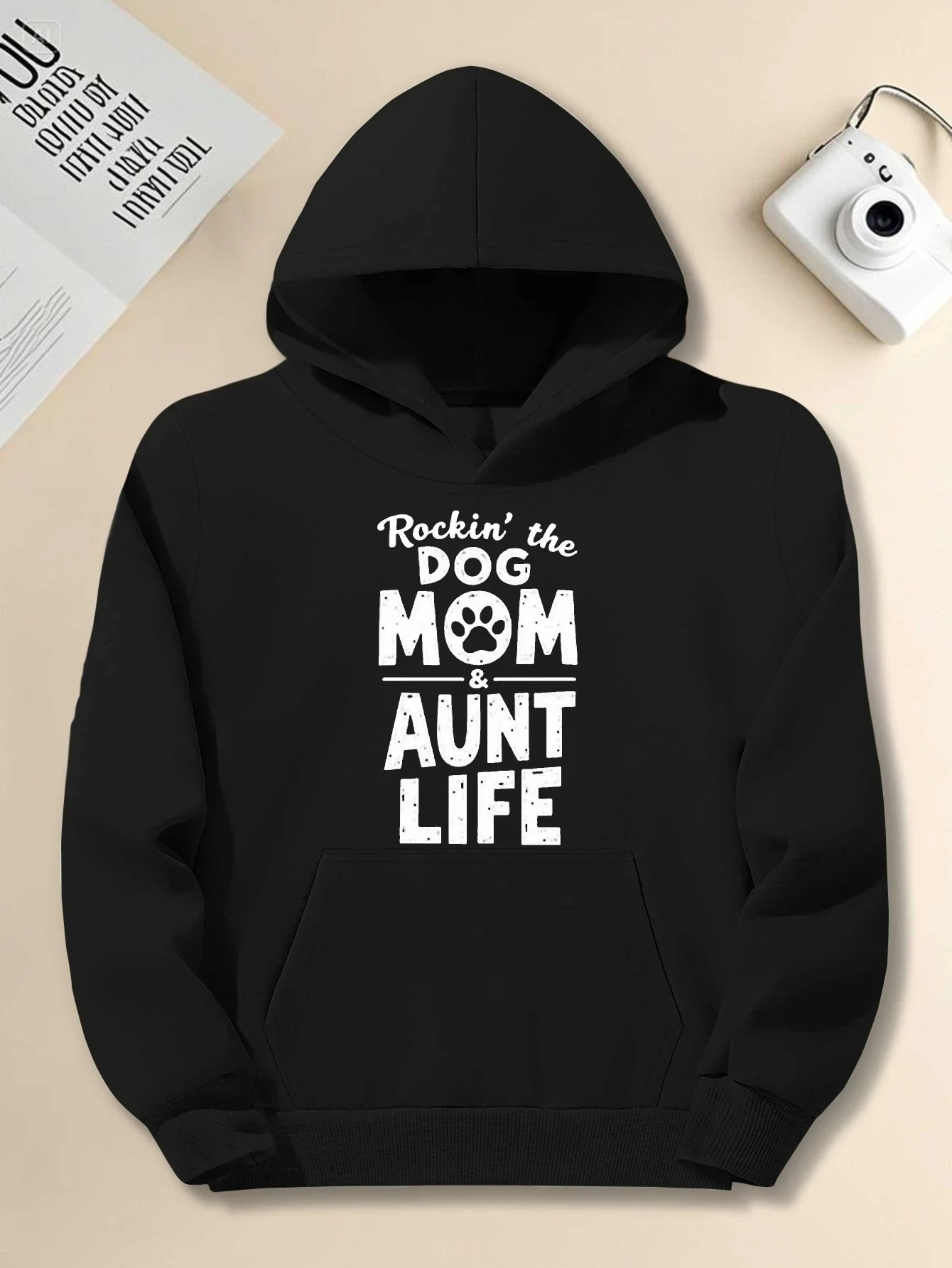 

Rock Dog Mom Auntie Lifestyle Pattern Printed Men's Hooded Sweatshirt - Black loose-fitting casual pullover with claw design