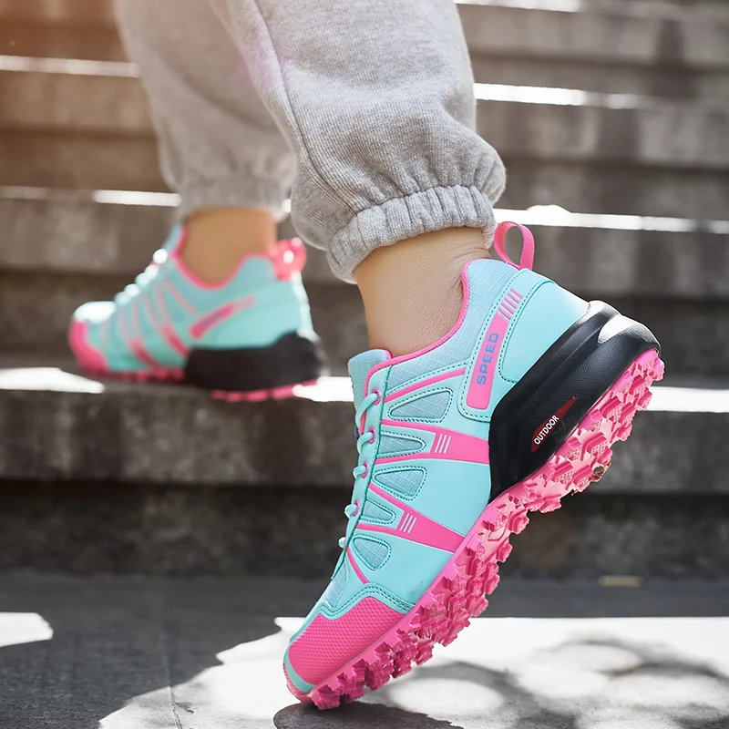 Fashion Girls Golf Shoes Spring/Summer Women's Large Outdoor Training Golf Shoes Women's Anti Slip Running Shoes