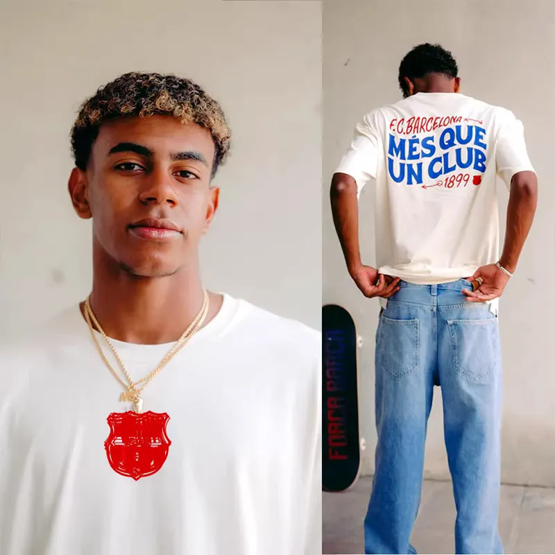 Camiseta de Manga Curta Estilo Barcelona, Adequada para Homens e Mulheres. Camiseta confortável com gola redonda como presente para fãs.