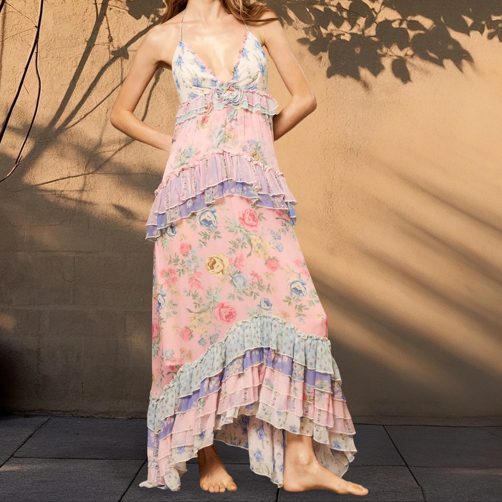 Vestido feminino floral em camadas com estampa elegante, babados multicamadas, costas nuas, decote em V, linha A, vestido longo para praia de verão