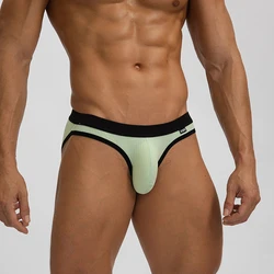 Biancheria intima da uomo Sexy slip morbidi traspiranti mutande Modal confortevole Cueca Calzoncillos slip Hombre Big Penis Pouch mutandine