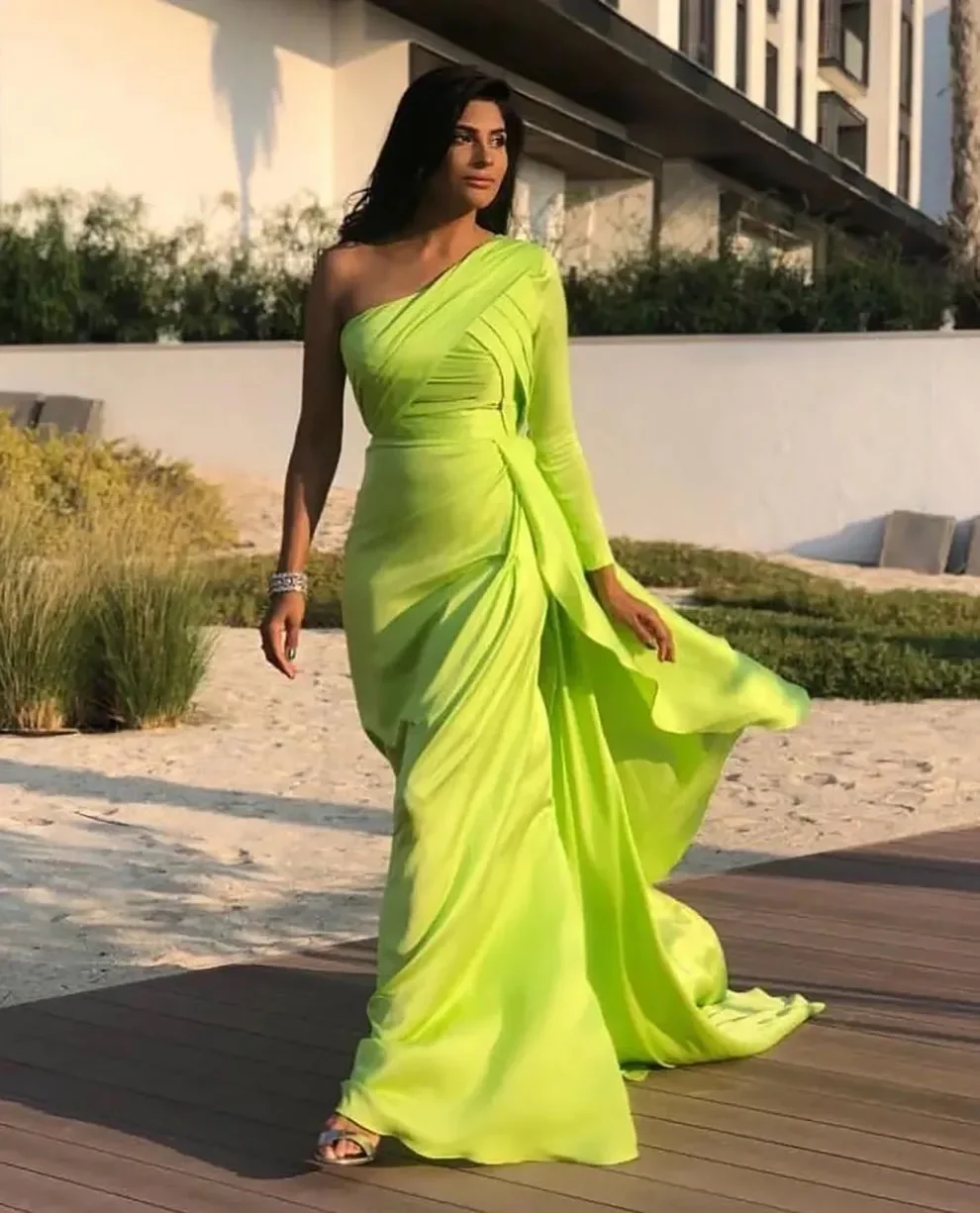 

Customized Evening Dresses Light Green Prom Party Gown Mermaid One-Shoulder Long Sleeve Plus Size Pleat Formal Elastic Satin