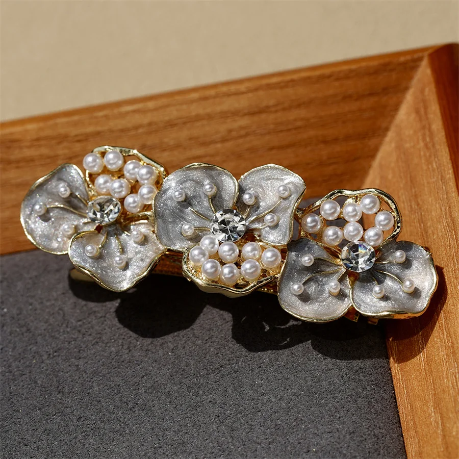 New delicacy pearl Flower Hair Claws Retro Hairpin Hair Clips Accessories For Women Shinning Ponytail Headwear