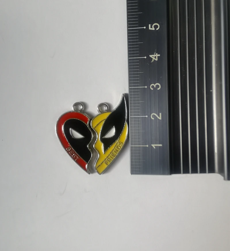 10 Pcs 5 pairs cartoon Deadpool & Wolverine Pendants Charms  Jewelry Making For keychians Pendants Necklaces DIY Accessories