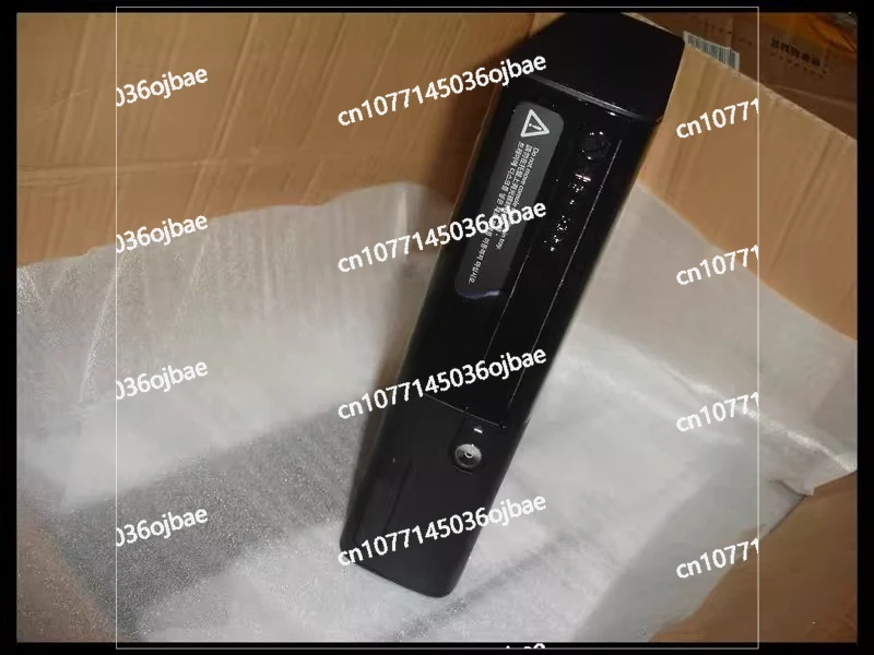 

XBOX360E Version Asian Version Host, Can Be Connected To The Internet