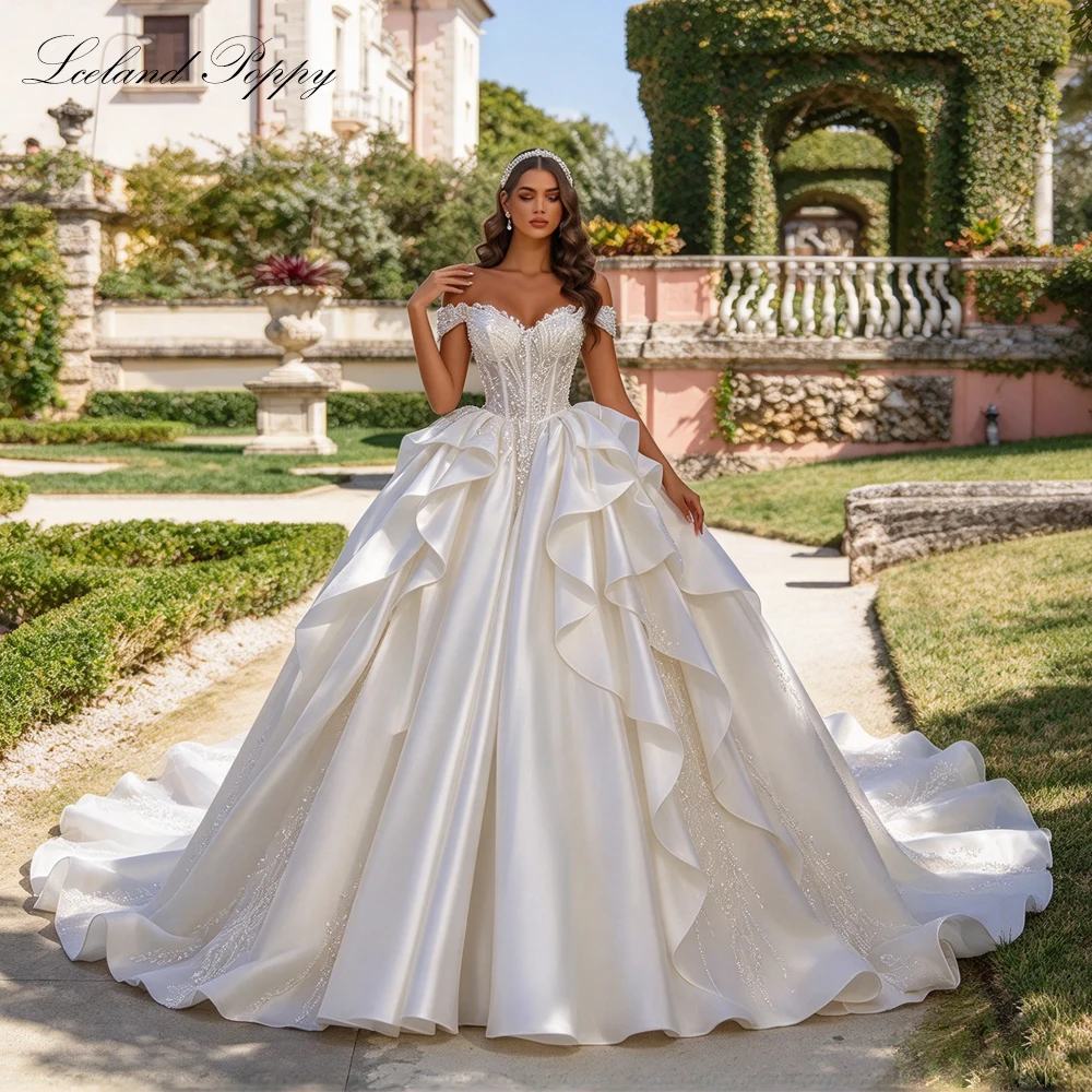 Lceland Poppy Customized Ball Gown Off the Shoulder Satin Wedding Dresses Floor Length Lace Bridal Gowns with Chapel Train