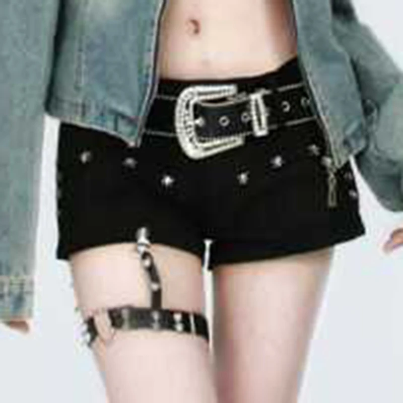 Retro high-end belt, spicy girl, black personality, American punk jeans, belt, rivet accessories, trendy  baggy pants