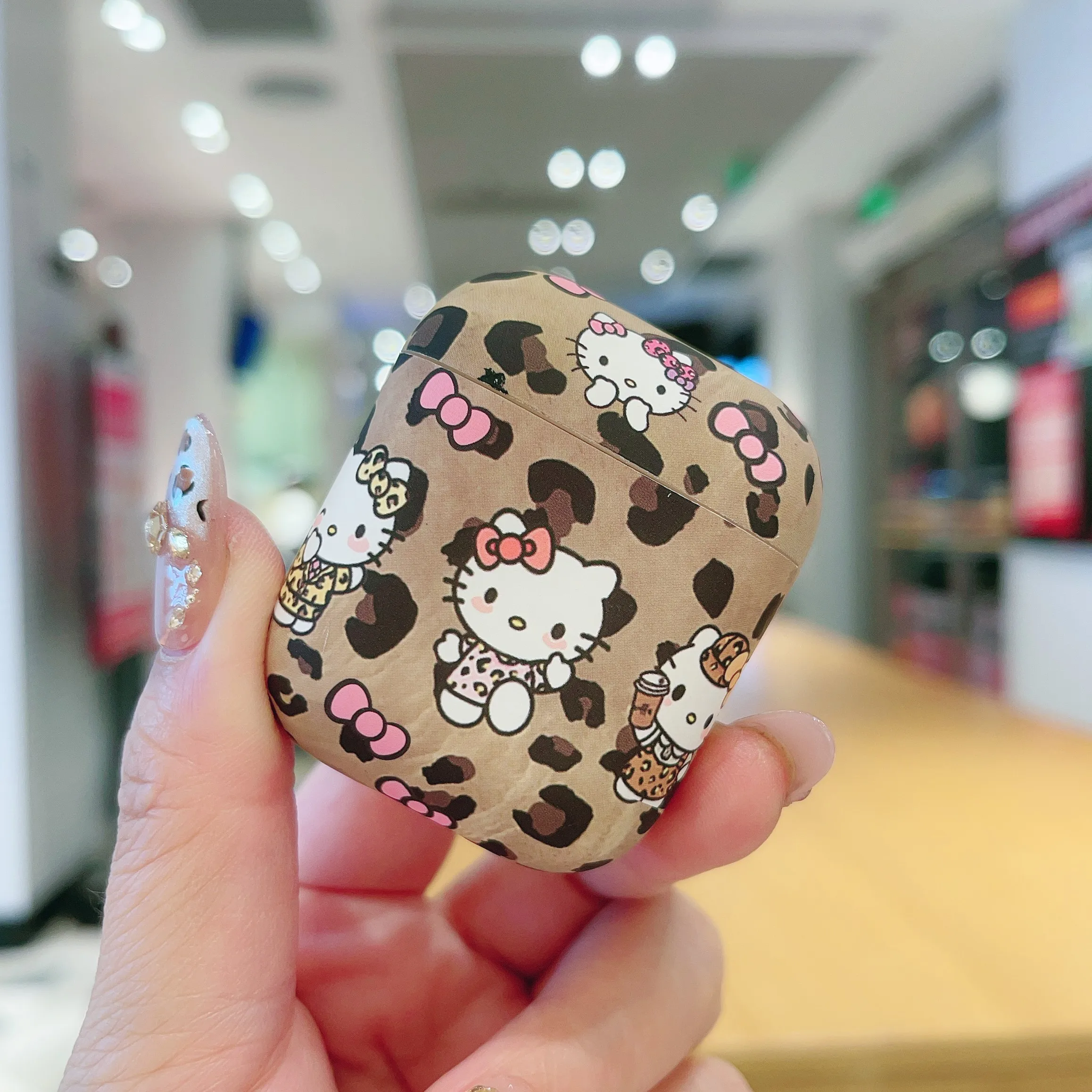 Leopard print Hello Kitty Super Cute Sanrio Cartoon Anime Silicone drop-proof headphone case For Airpods 4, 1, 2, 3, Pro, Pro2