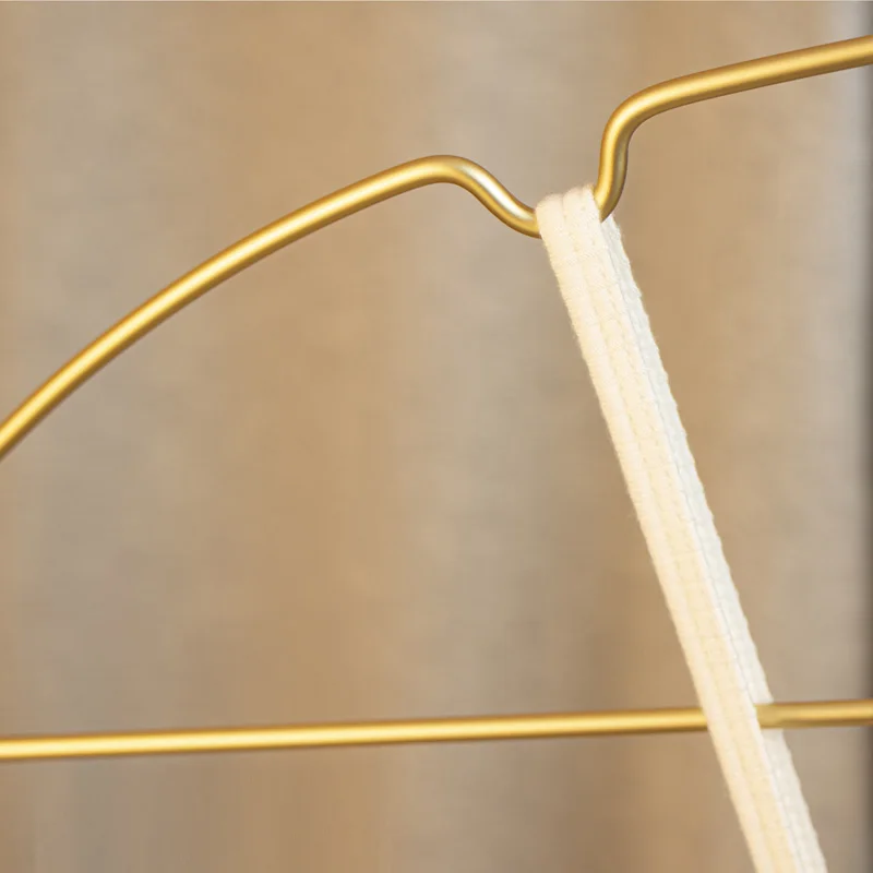 10 шт. металлические вешалки для одежды, противоскользящая бесследная юбка, сушилка для платья, вешалки для хранения из алюминиевого сплава, органайзер для гардероба