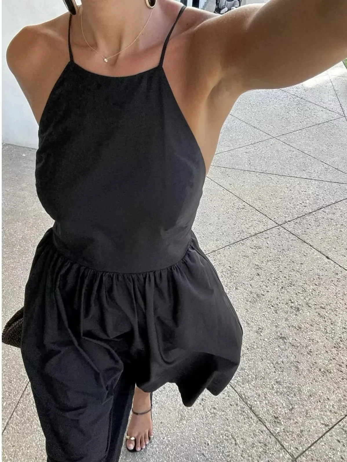 

2025 women's dress sleeveless back cross lace design long dress sexy backless midi dress women's holiday casual dress